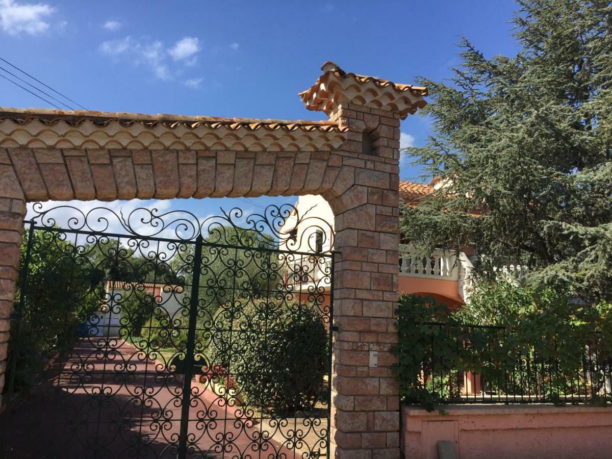 Jm Vacances Serignan Luaran gambar